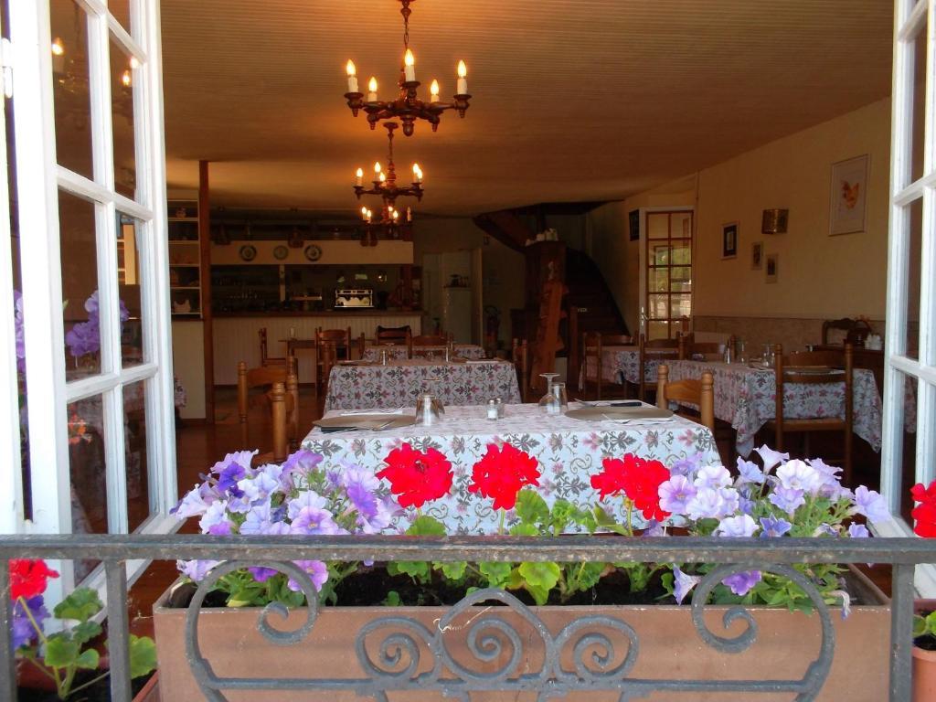 Le Barrage Hotel Mauzac-et-Grand-Castang Eksteriør billede